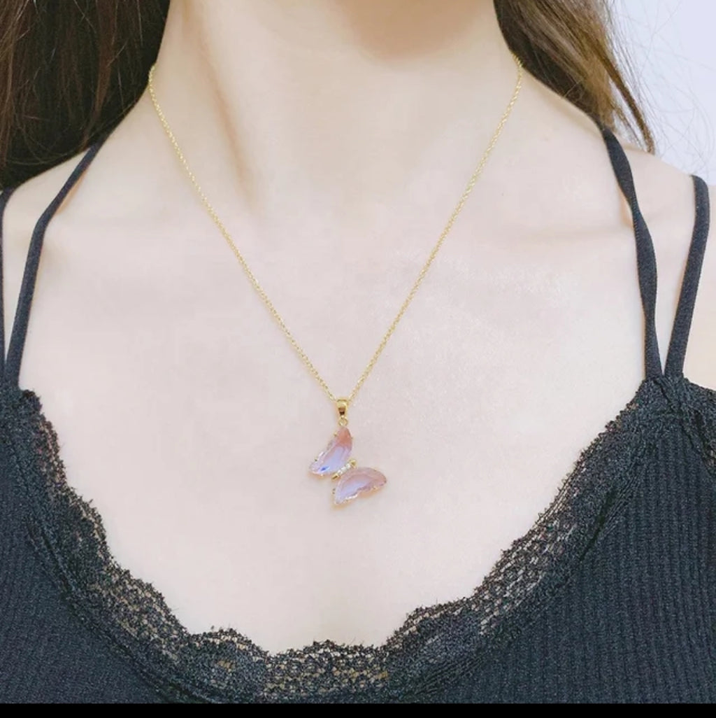Elegant Gold Plated Butterfly Necklace for Women and Girls, Trendy Butterfly Jewelry (Purple)