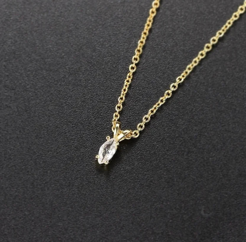 solitaire pendant women