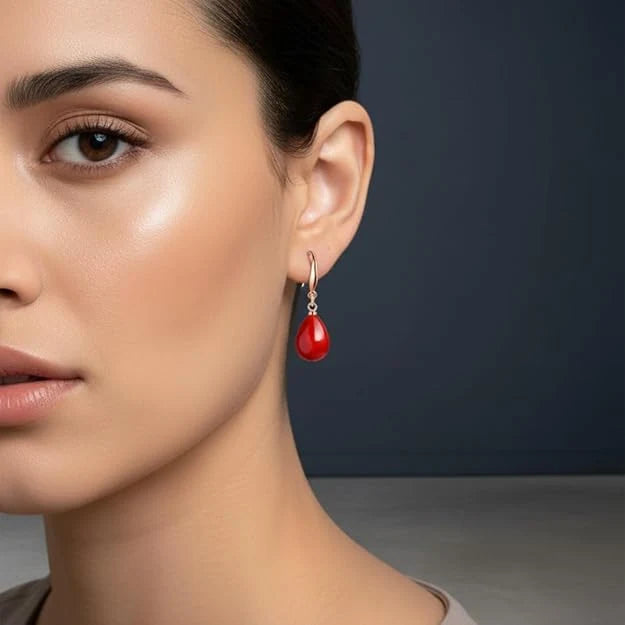 Minimal pearl drop earrings