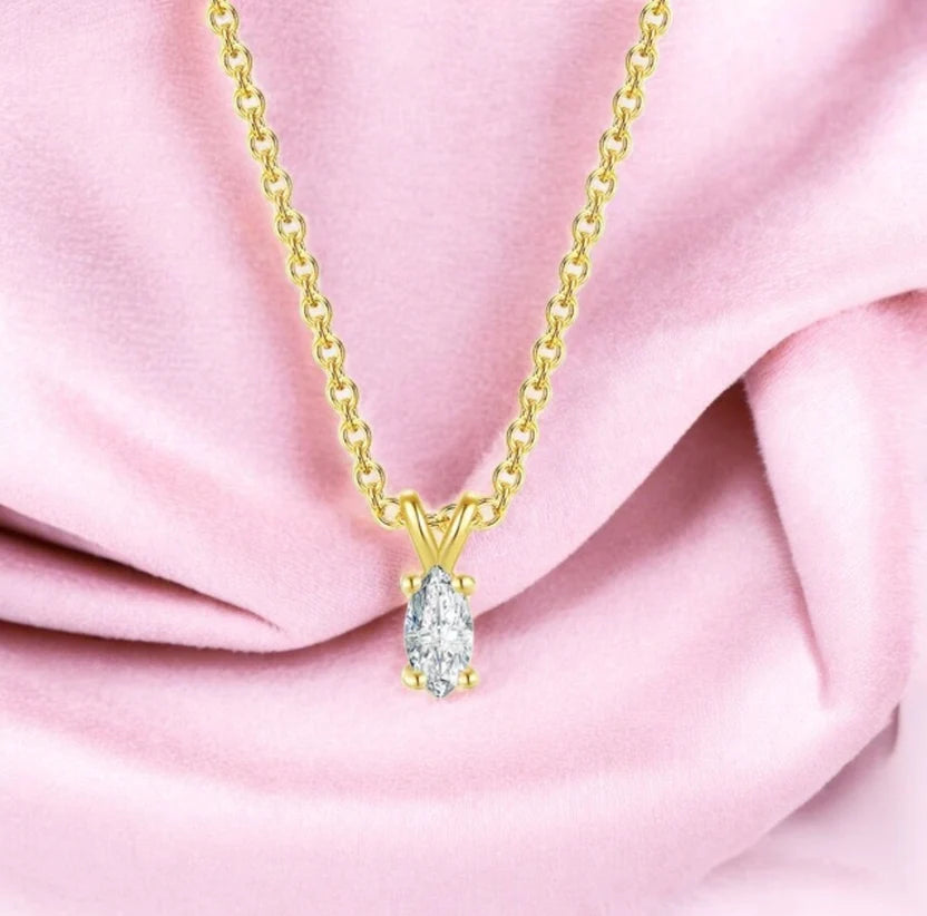 solitaire pendant women