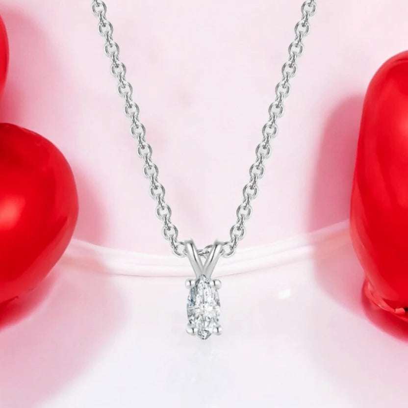solitaire pendant women