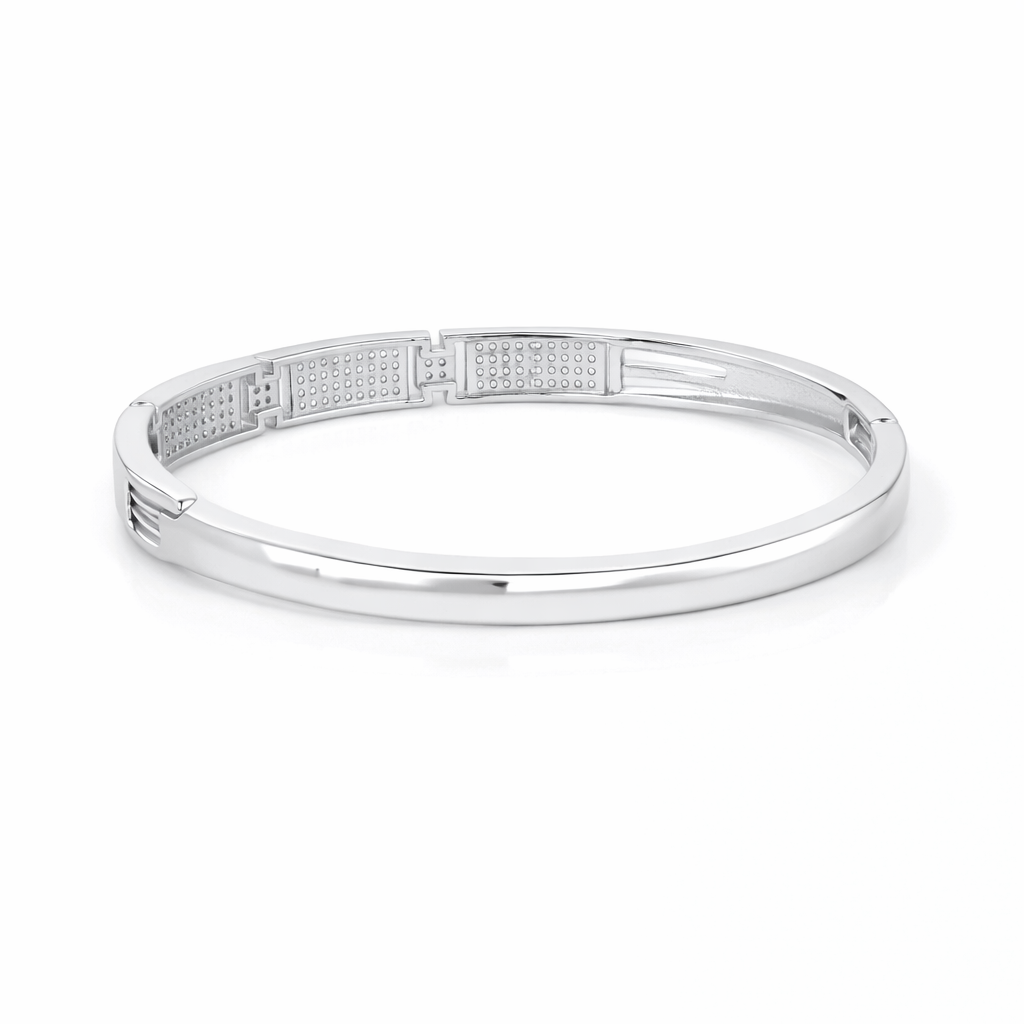 Minimal Chic Ad Kada