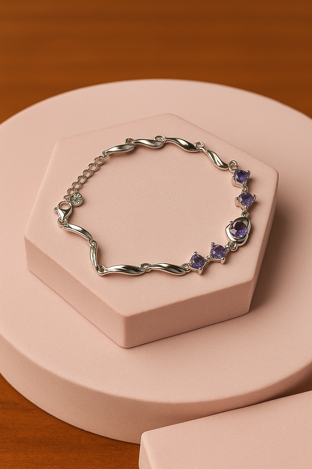 Gift Stylish Silver Jewelry Set for Women – Necklace, Earrings & Bracelet with Modern Wave Design | Elegant Gift Box for Parties, Weddings & Special Occasions