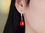 Minimal pearl drop earrings